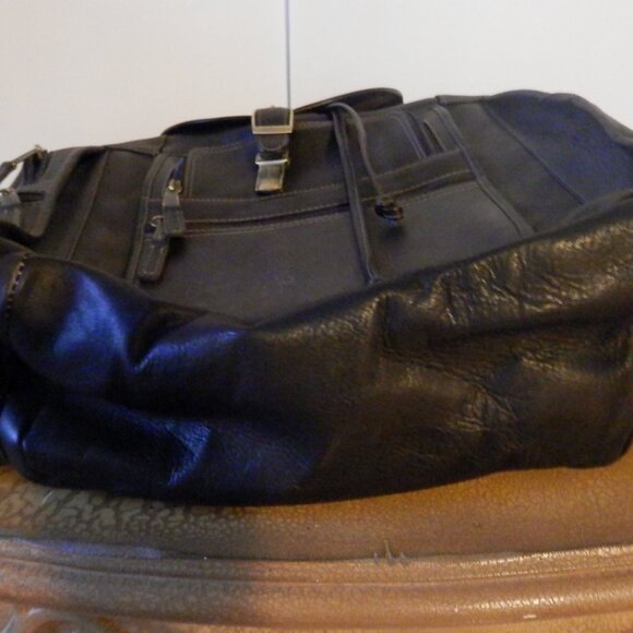 👜 Clava Drawstring Leather Backpack - 7 Zippered Pockets & Compartments 👜 - Picture 4 of 6